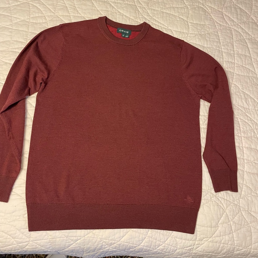Orvis Men's Crewneck Sweater in Burgundy